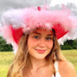 Meet your Posher, Mackenzie